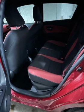 Обява за продажба на Toyota Yaris Toyota Yaris 1.5 P HYBRID 5D Bi-tone Burgundy ~27 500 лв. - изображение 4
