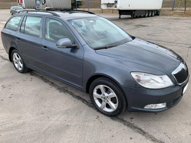 Skoda Octavia Elegance, снимка 3 - Автомобили и джипове - 47710354