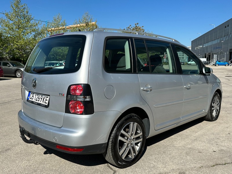 VW Touran Facelift, снимка 4 - Автомобили и джипове - 45300040