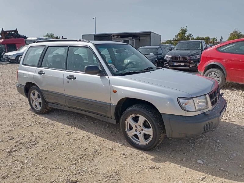 Subaru Forester 2.0i BOXER АВТОМАТИК ГАЗОВ ИНЖЕКЦИОН БАРТЕР, снимка 2 - Автомобили и джипове - 47508211