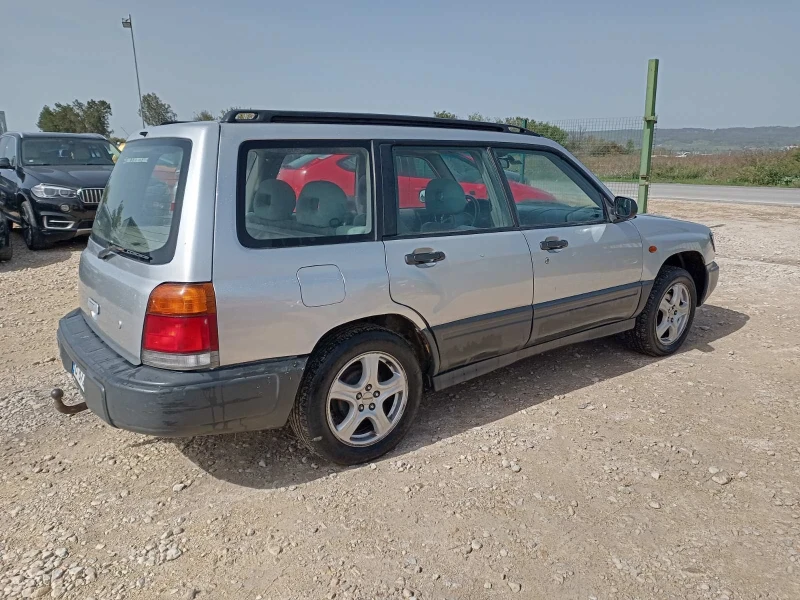 Subaru Forester 2.0i BOXER АВТОМАТИК ГАЗОВ ИНЖЕКЦИОН БАРТЕР, снимка 5 - Автомобили и джипове - 47508211