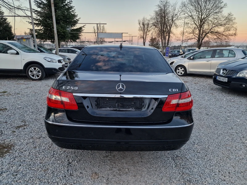 Mercedes-Benz E 250 E250CDI-204k.s-NAVI-BI XENON-AVANTGARDE, снимка 5 - Автомобили и джипове - 48650041