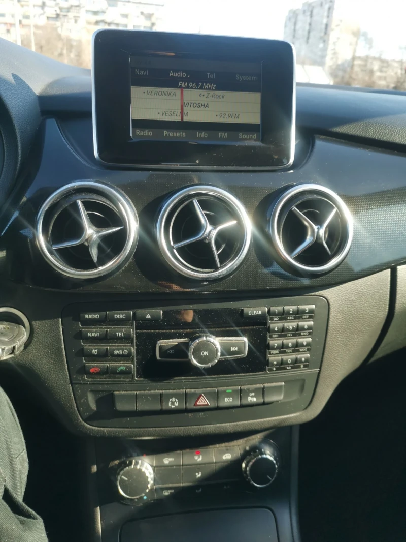 Mercedes-Benz B 180, снимка 12 - Автомобили и джипове - 49307664