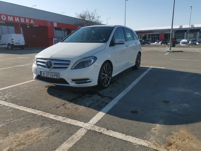 Mercedes-Benz B 180, снимка 9 - Автомобили и джипове - 49307664