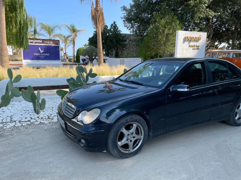 Mercedes-Benz C 200, снимка 3 - Автомобили и джипове - 49426821