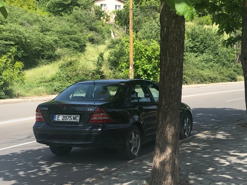 Mercedes-Benz C 200, снимка 9 - Автомобили и джипове - 49426821