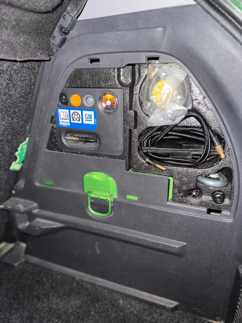 Opel Corsa, снимка 10 - Автомобили и джипове - 51008326