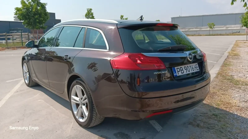 Opel Insignia 1.4 Turbo, снимка 7 - Автомобили и джипове - 52517651