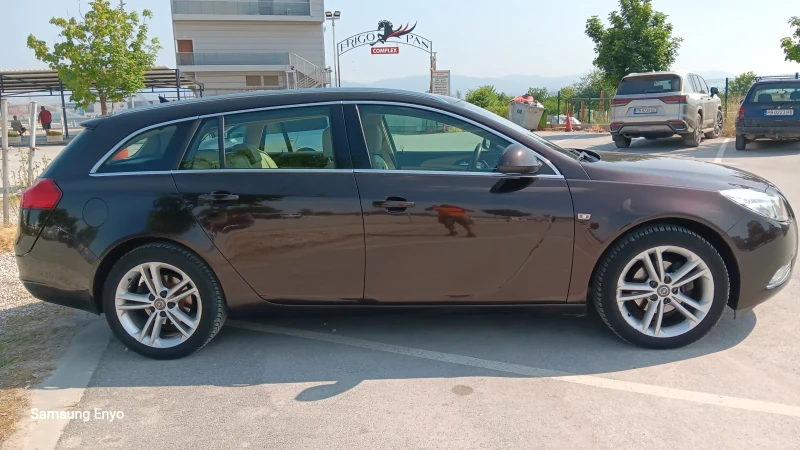 Opel Insignia 1.4 Turbo, снимка 4 - Автомобили и джипове - 52517651