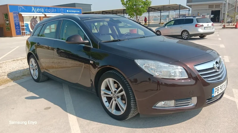 Opel Insignia 1.4 Turbo, снимка 3 - Автомобили и джипове - 52517651