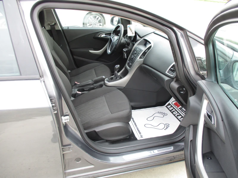 Opel Astra 1.6/БЕНЗИН/116кс./КАТО НОВА, снимка 13 - Автомобили и джипове - 52134119