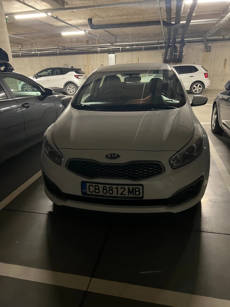 Kia Ceed, снимка 10 - Автомобили и джипове - 52647185