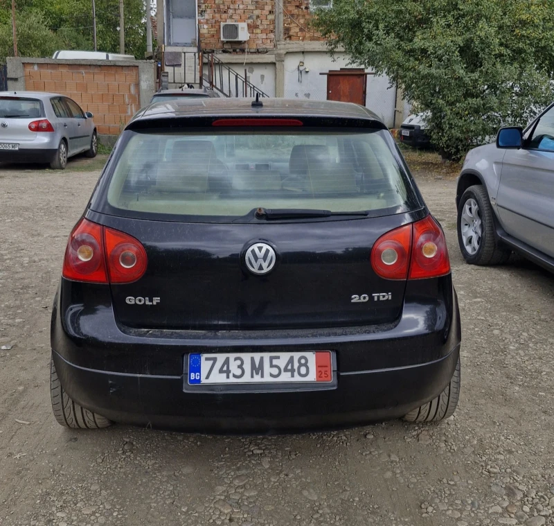 VW Golf 2.0 tdi, снимка 4 - Автомобили и джипове - 52650023