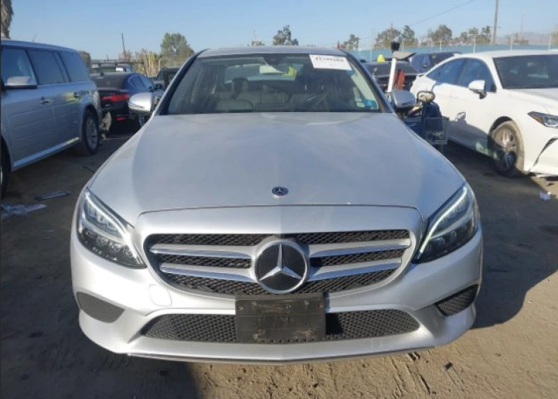 Mercedes-Benz C 300 DISTRONIC* 360* , снимка 9 - Автомобили и джипове - 52691409