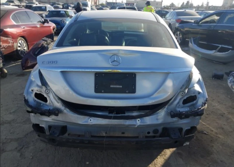 Mercedes-Benz C 300 DISTRONIC* 360* , снимка 6 - Автомобили и джипове - 52691409