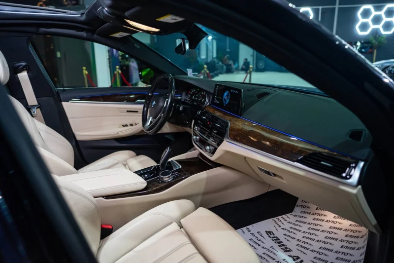BMW 540 I XDRIVE LED FULL SPORT PACK ЛИЗИНГ 100%, снимка 13 - Автомобили и джипове - 53220280