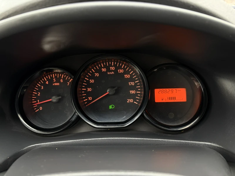 Dacia Logan 1.2i LPG, снимка 16 - Автомобили и джипове - 53229305