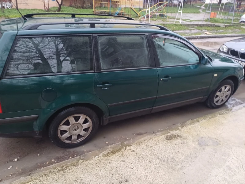 VW Passat 1.8, снимка 2 - Автомобили и джипове - 53500050