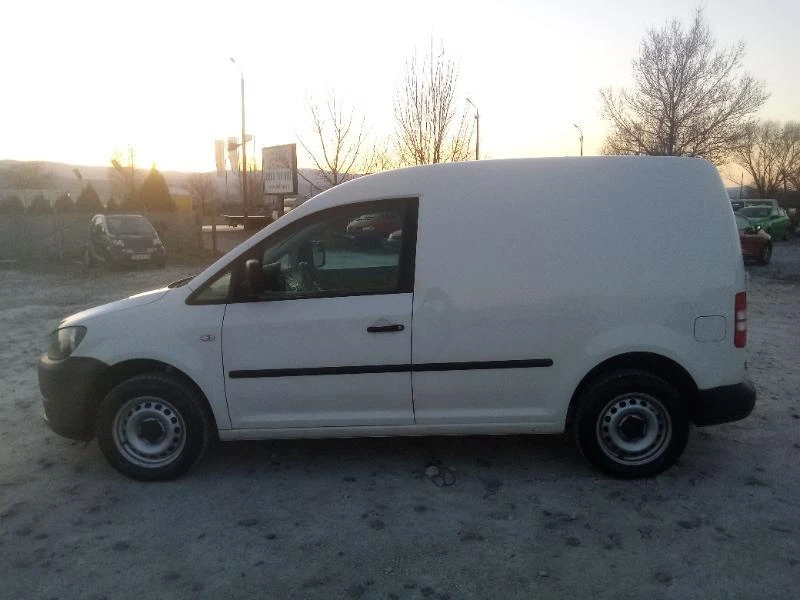 VW Caddy 1.6TDI - изображение 8