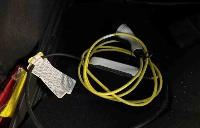 VW ID.4 PURE/170HP/PANO/MATRIX/H.PUMP/MEMO/360/HUD/101q, снимка 12 - Автомобили и джипове - 54043341