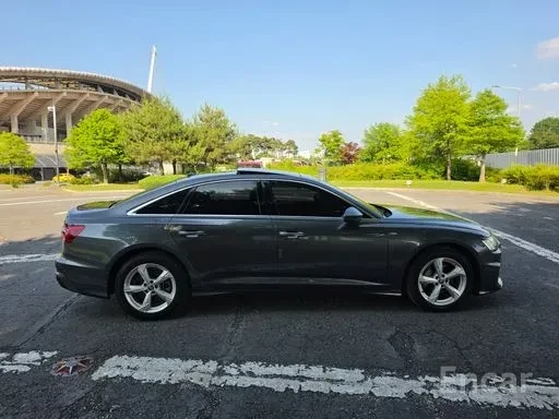 Audi A6 45 TFSI | MATTIX | ОБДУХВАНЕ | 360 | DISTRONIC , снимка 12 - Автомобили и джипове - 55046082
