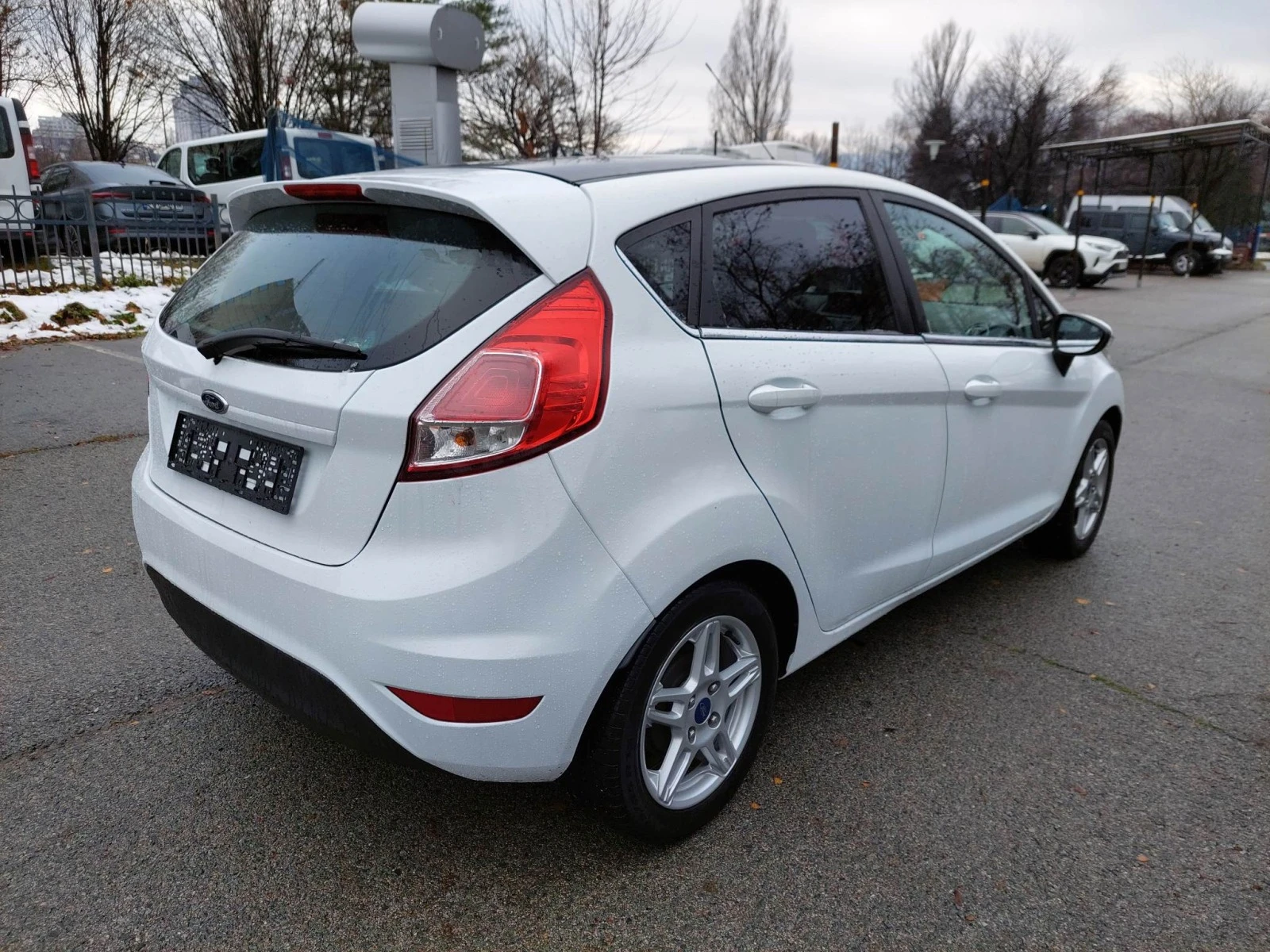 Ford Fiesta 1,5d 75ps NAVI LED - изображение 5