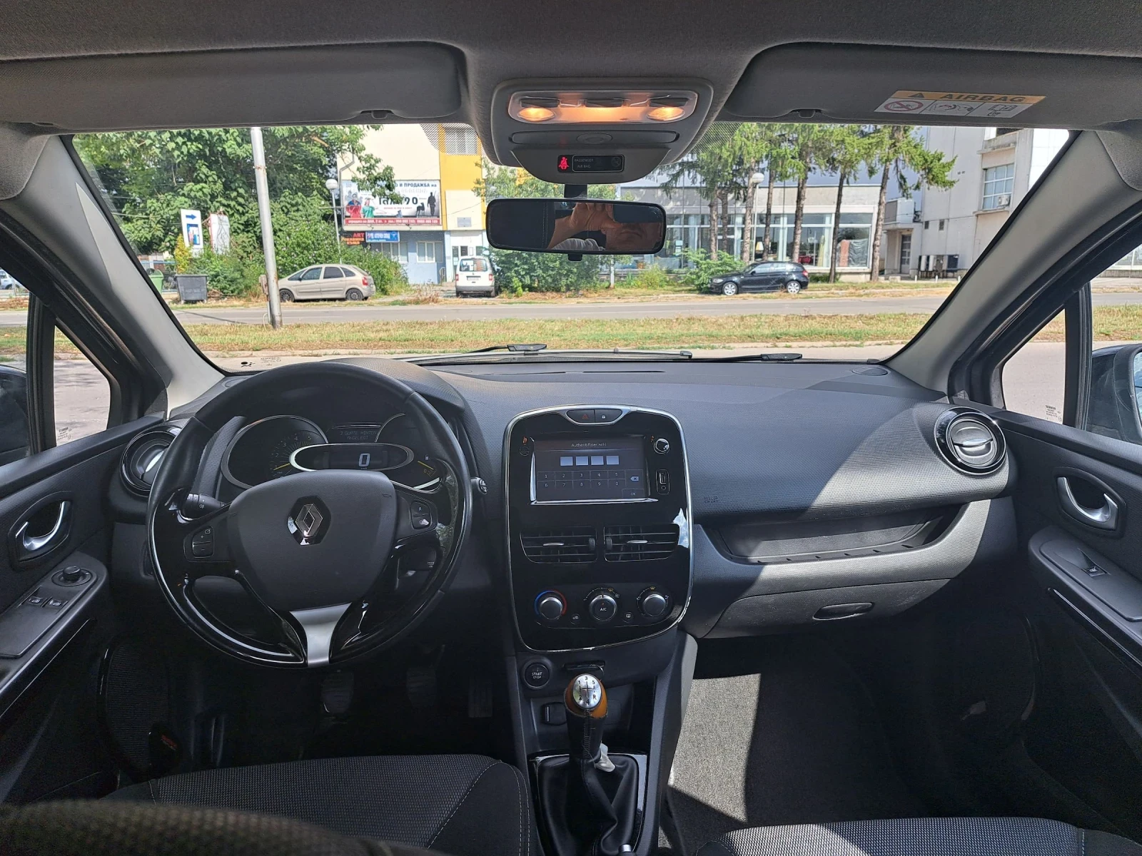 Renault Clio 1.5DCI-90K.C - изображение 8