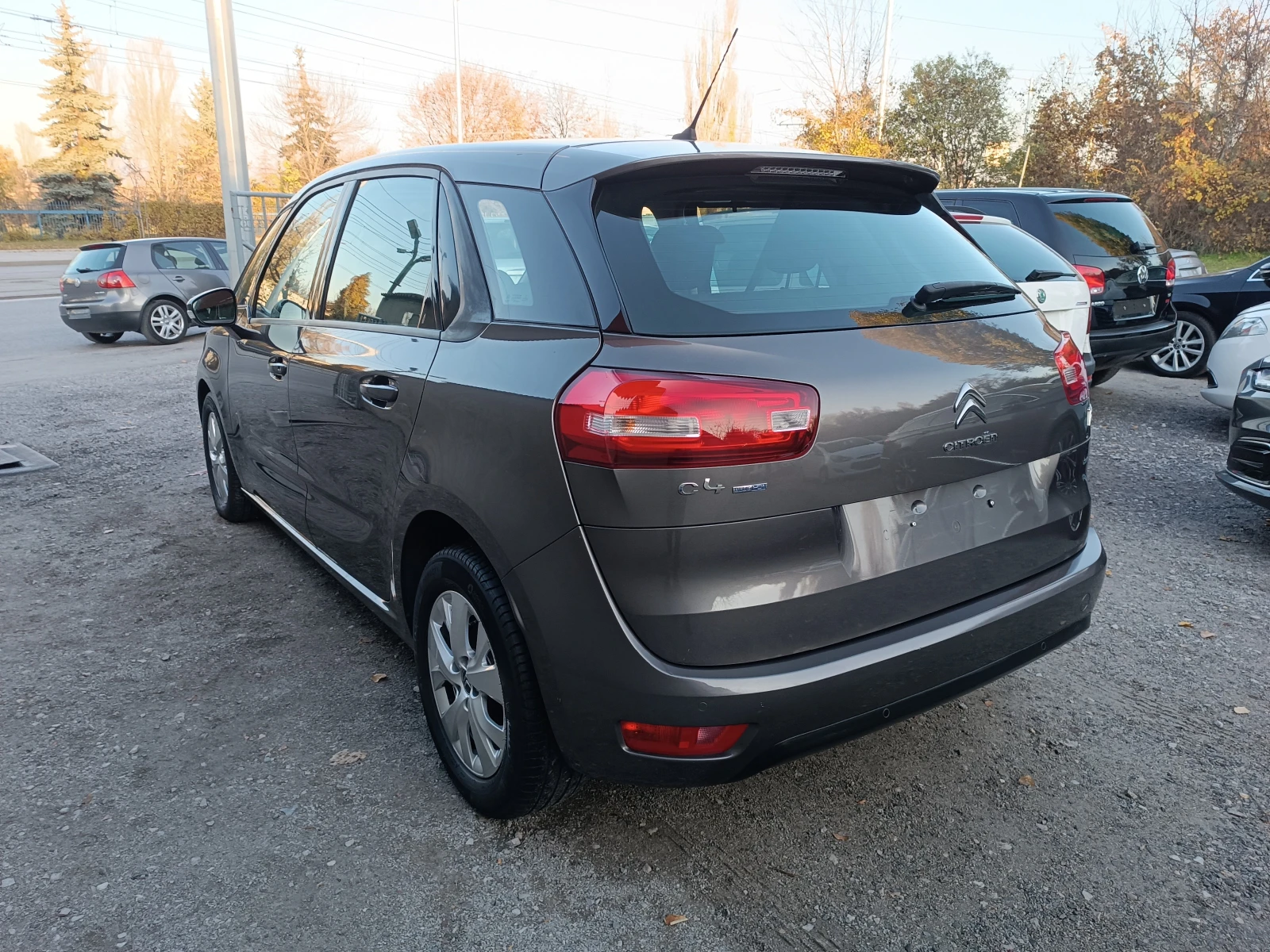 Citroen C4 Picasso 1.6 BLUE HDI EURO 6B - изображение 7