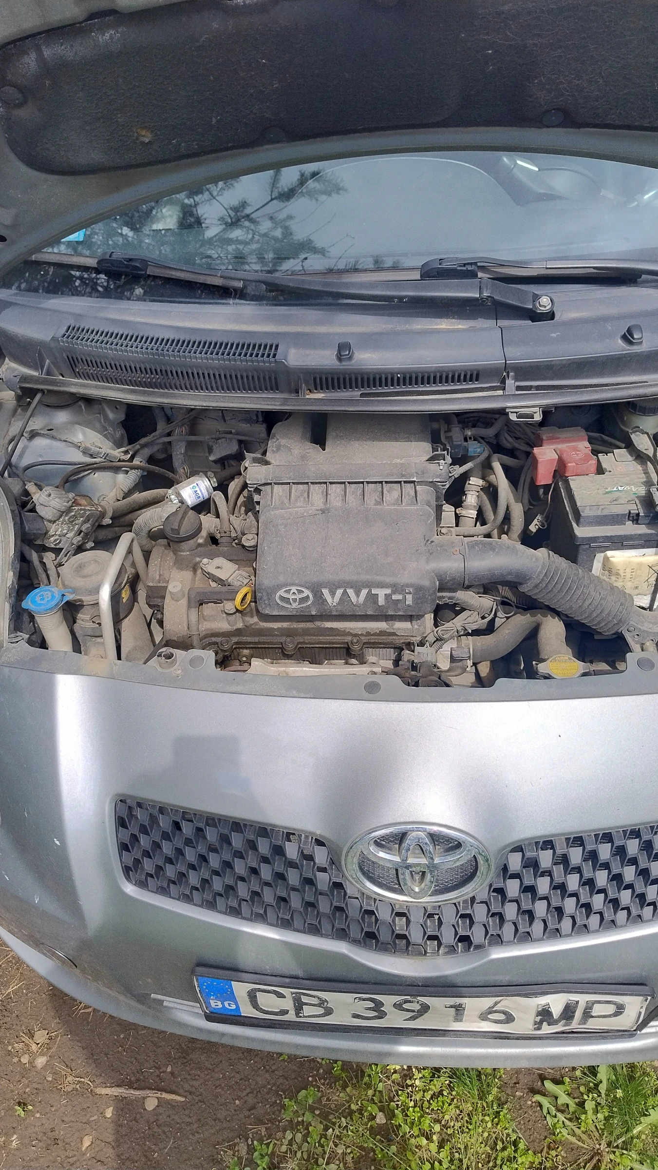 Toyota Yaris 1.3 Бензин/Газ - изображение 6