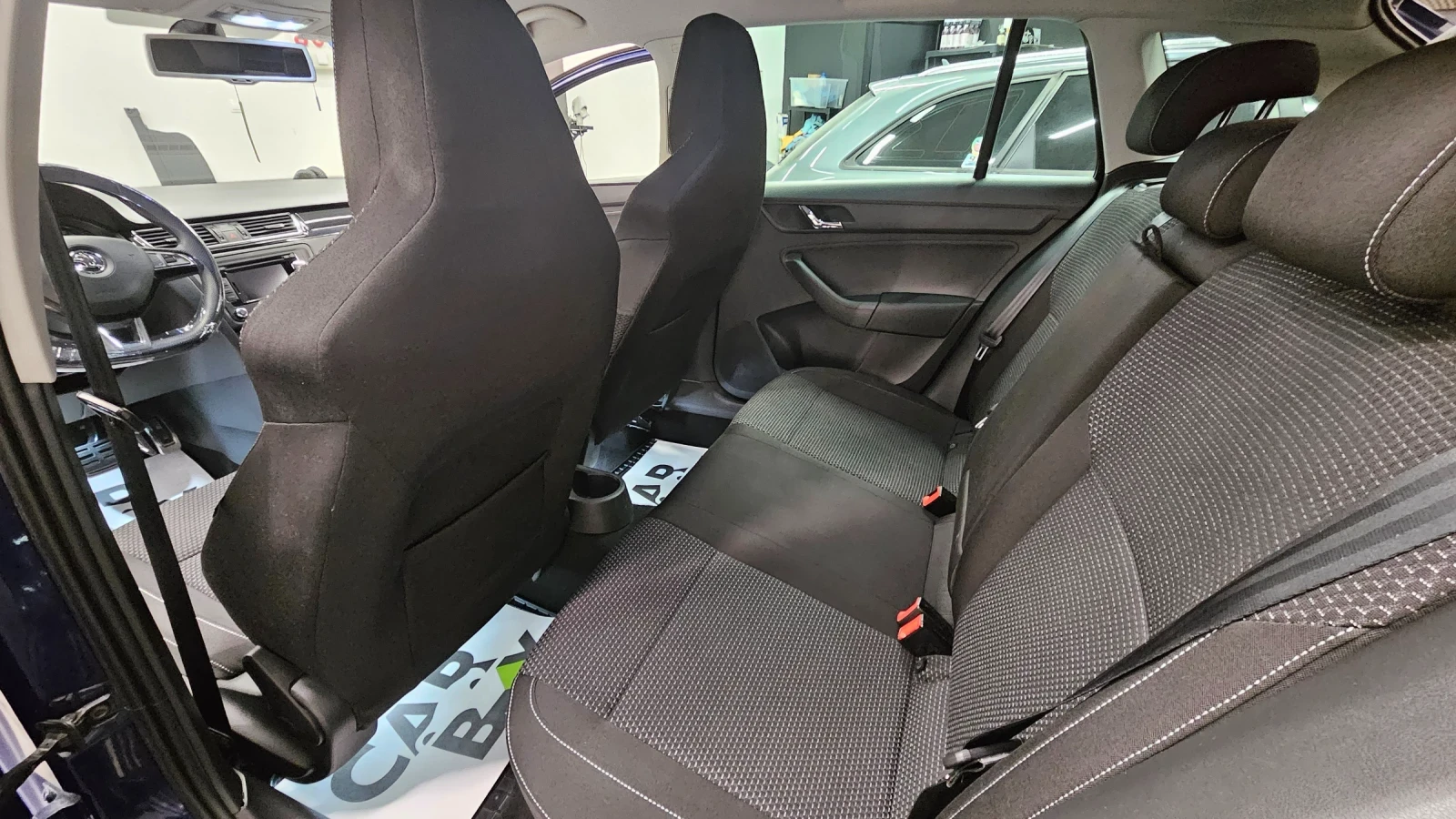 Skoda Rapid Spaceback - изображение 7