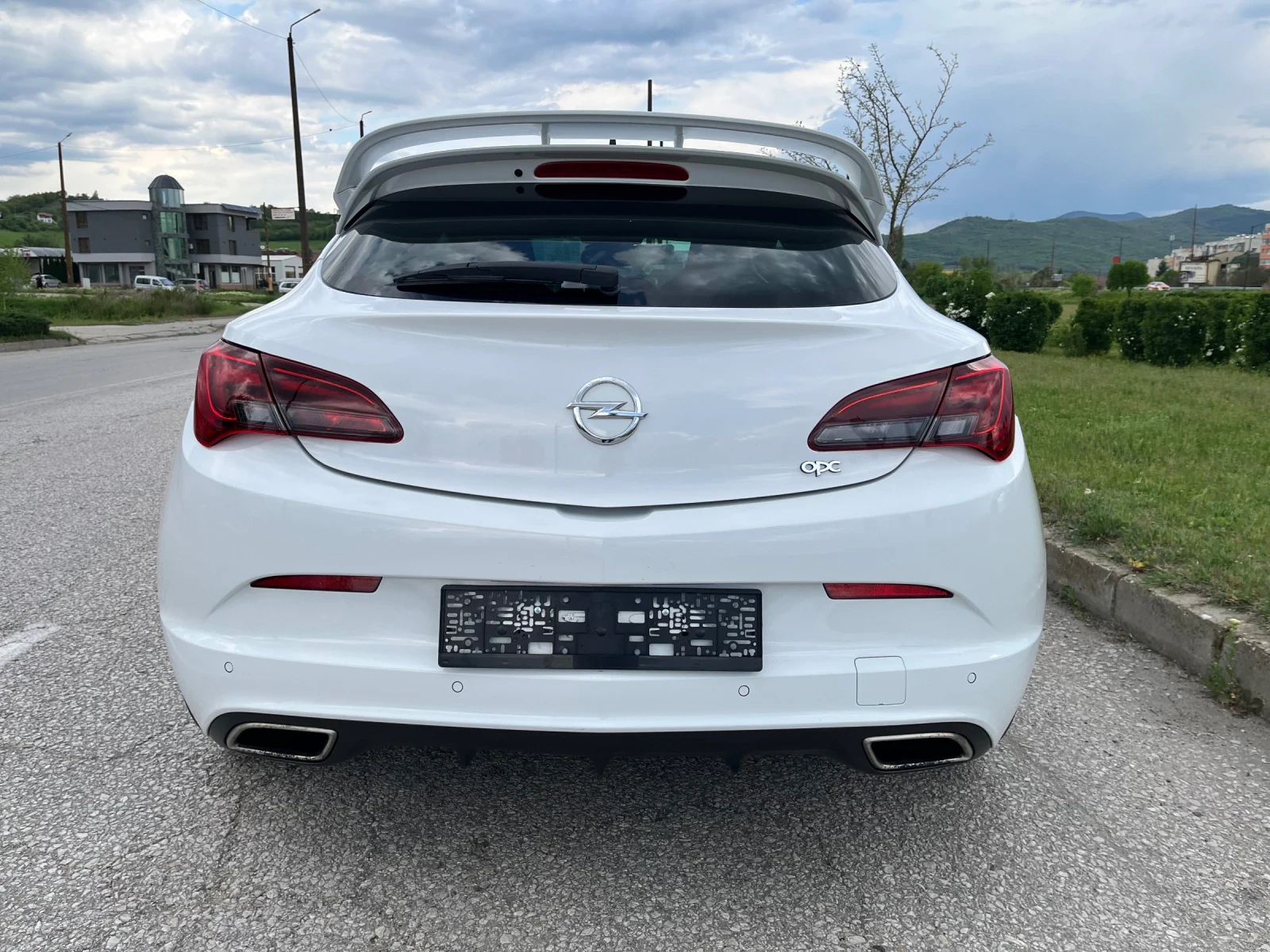 Opel Astra 2.0 Turbo OPC Top - изображение 4