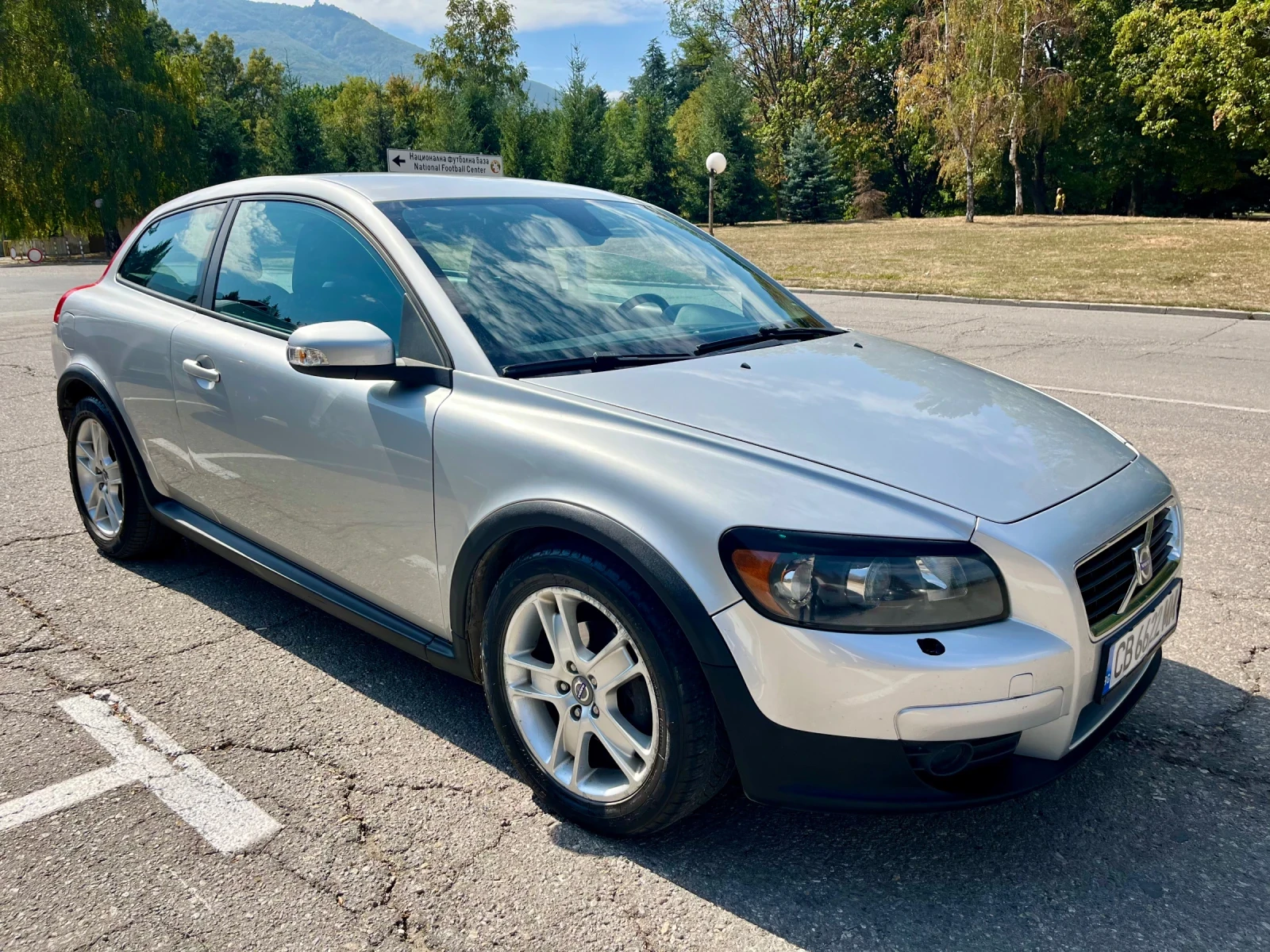 Volvo C30 2.0 136к.с. - изображение 6