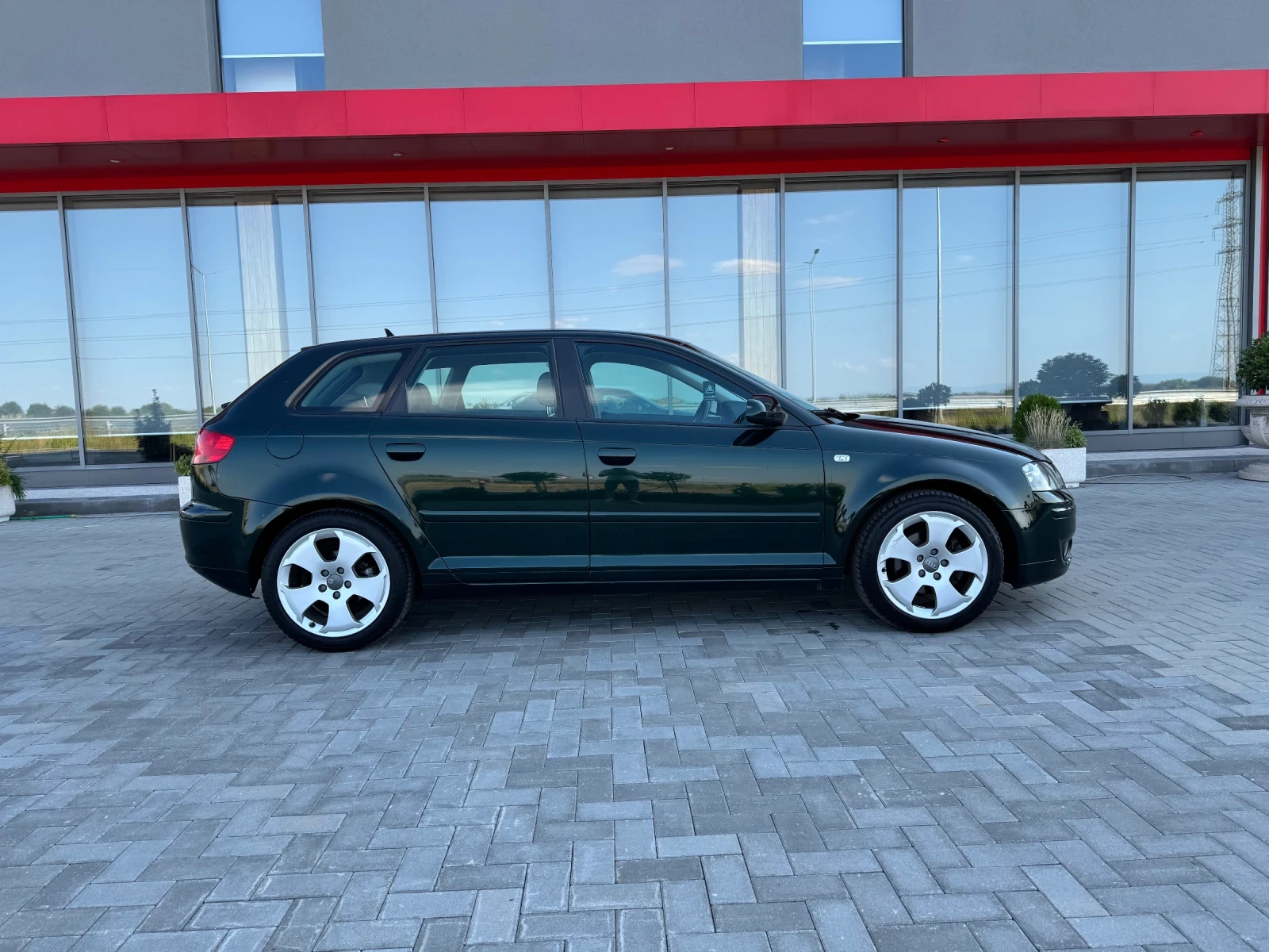 Audi A3 Кожа/Нави/Автомат - изображение 4