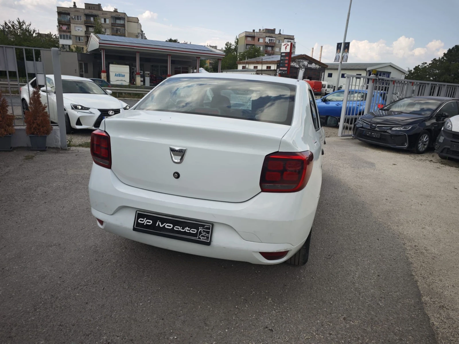 Dacia Logan 1.0i 74кс* ГАЗ* ФЕЙСЛИФТ *  - изображение 5