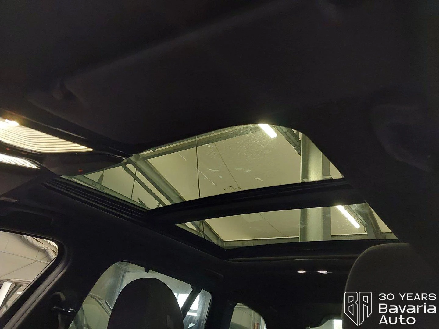 BMW 330 d xDrive Touring M Sport Paket Sportautomatic - изображение 9