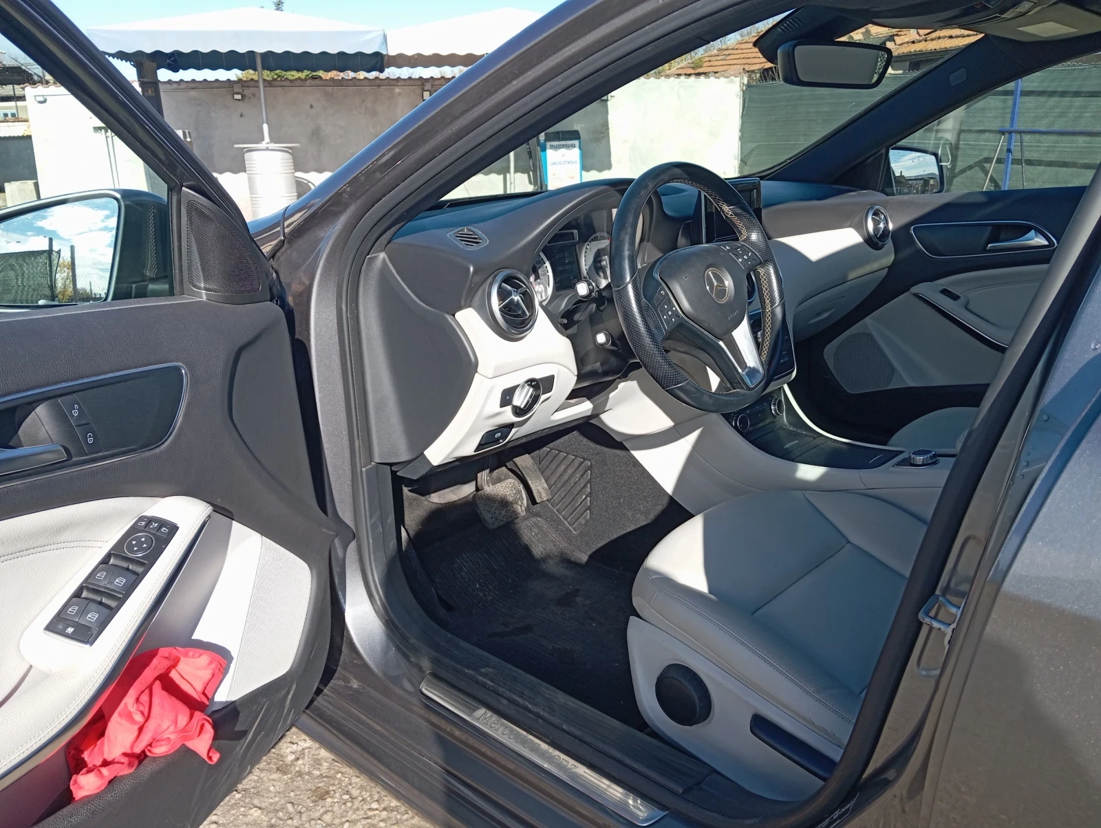 Mercedes-Benz A 180  - изображение 4