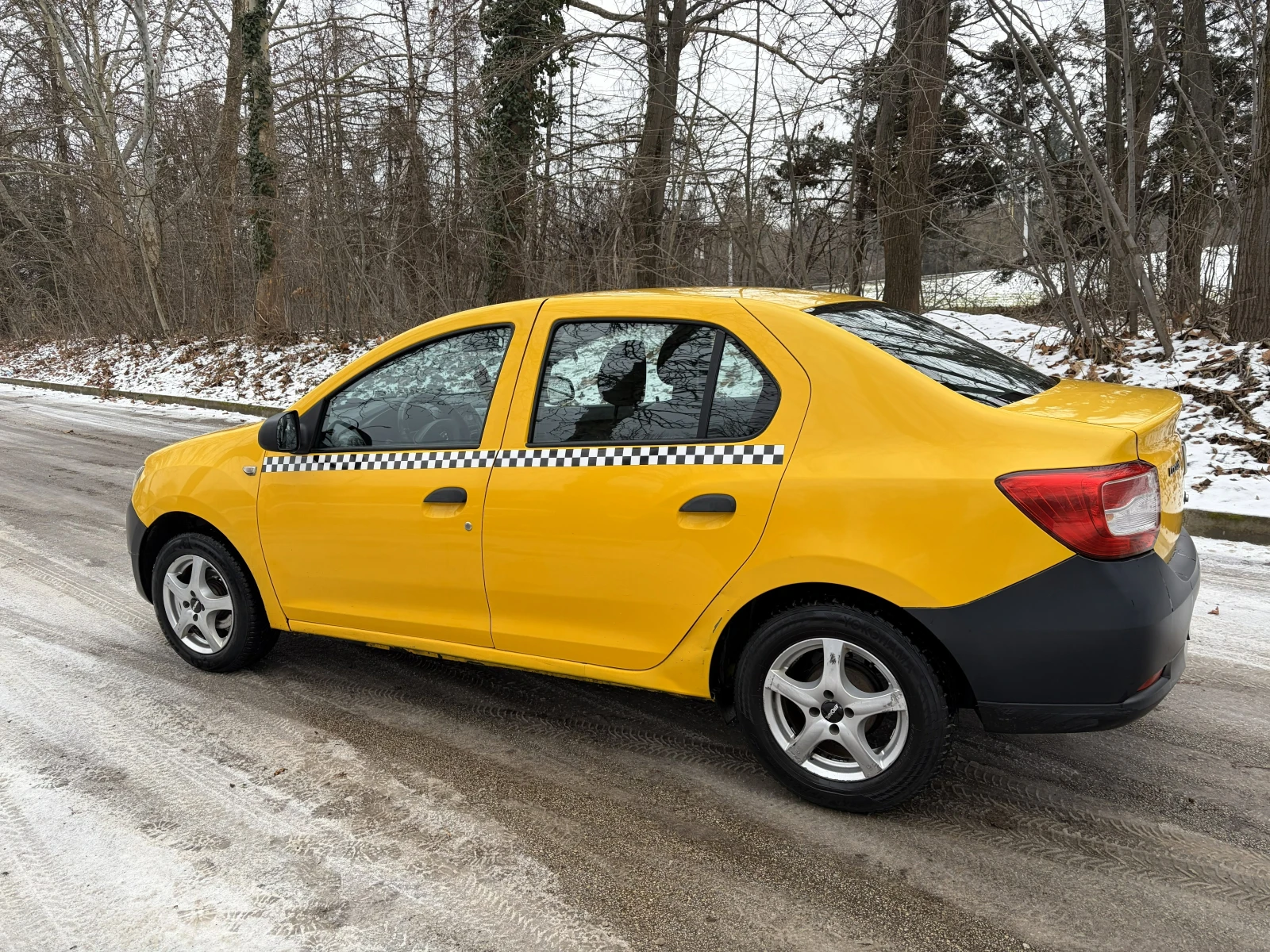 Dacia Logan 1.2i LPG - изображение 9