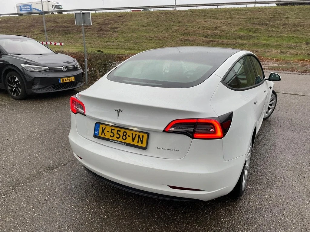 Tesla Model 3 LONG RANGE DUAL MOTOR очакван внос - изображение 6