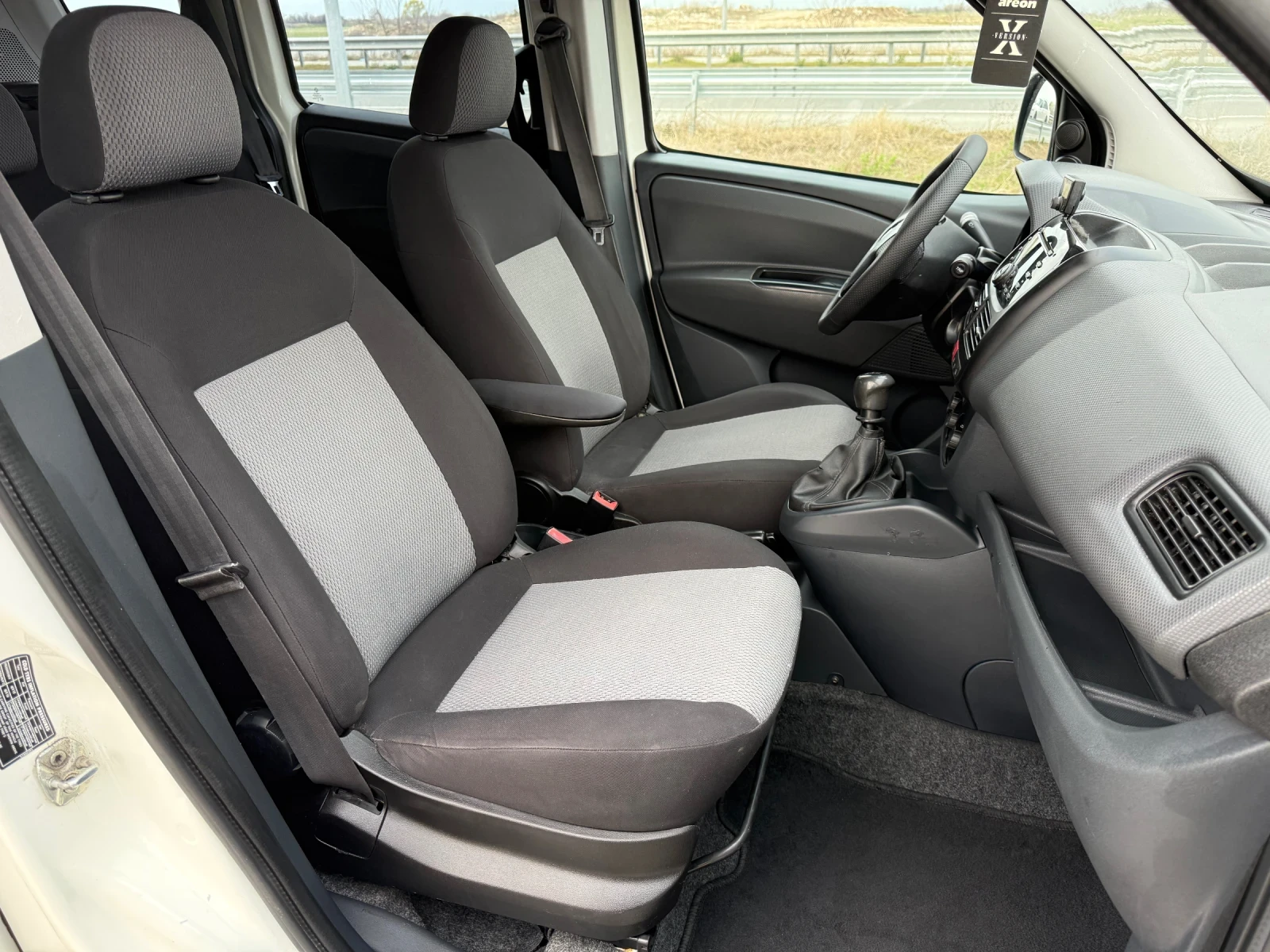 Fiat Doblo 1.6 MULTIJET / CLIMA / ITALY / 6ск., снимка 12 - Автомобили и джипове - 53929024