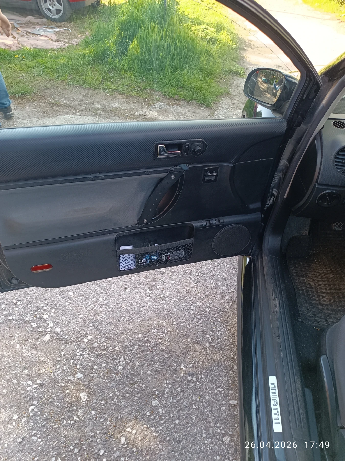 VW New beetle 1.9TDI 2004г Фейслифт ЧИП, снимка 7 - Автомобили и джипове - 54494207