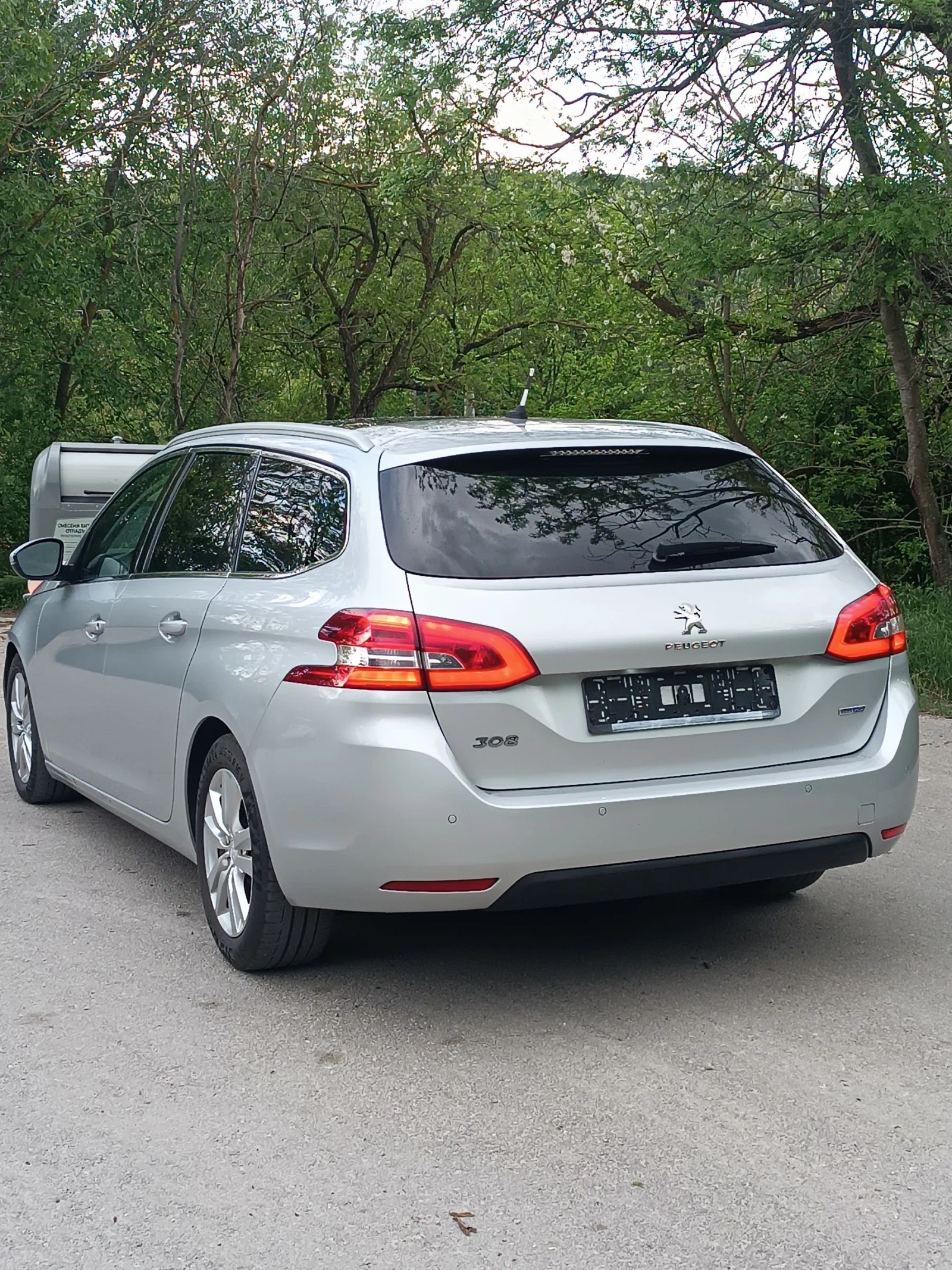 Peugeot 308 1.6 blueHDi, снимка 4 - Автомобили и джипове - 54575041