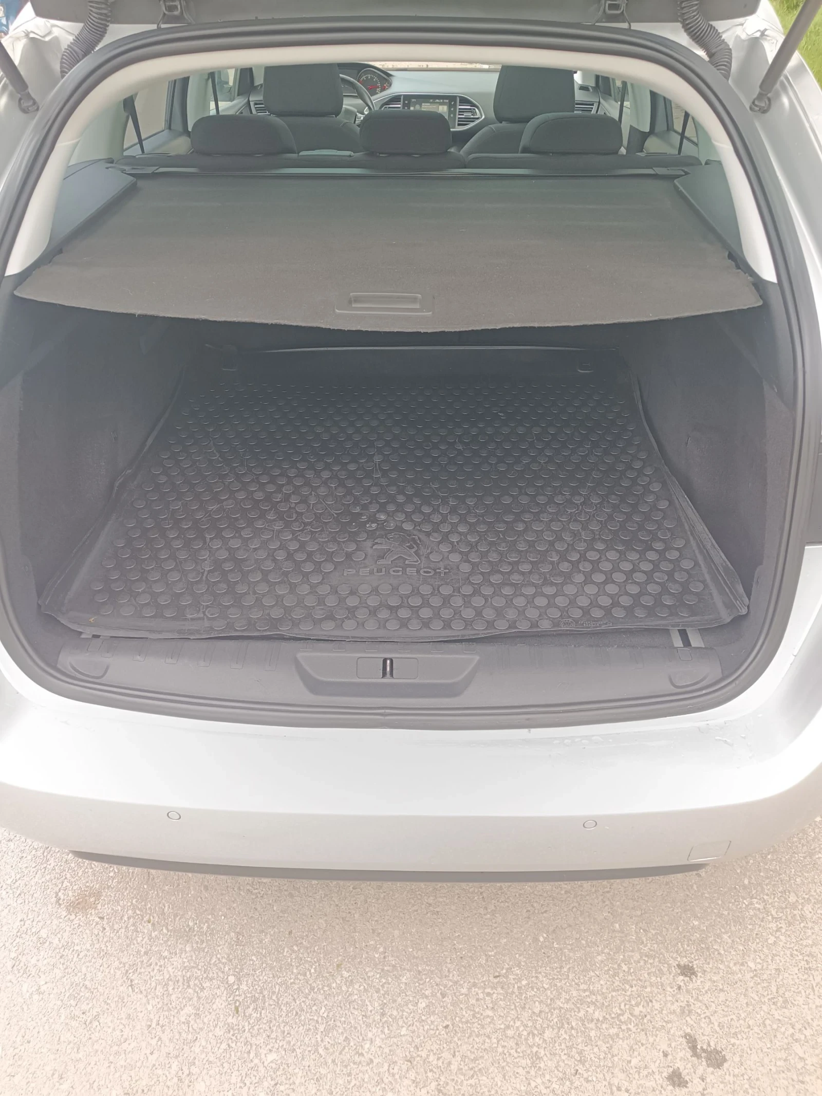 Peugeot 308 1.6 blueHDi, снимка 5 - Автомобили и джипове - 54575041