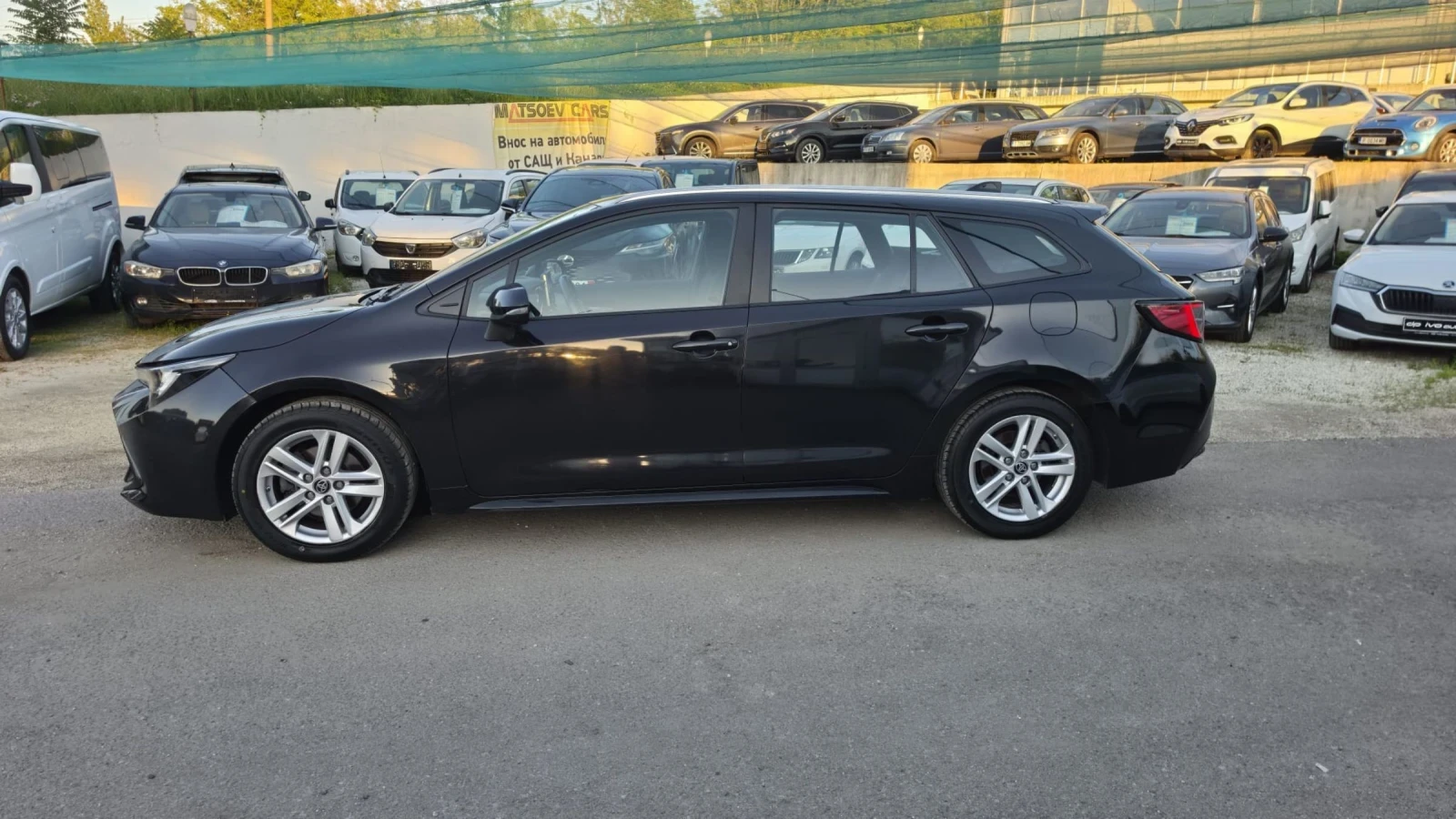 Toyota Corolla 1.8 HYBRID* КОМБИ* ХОЛАНДИЯ* , снимка 2 - Автомобили и джипове - 54693143