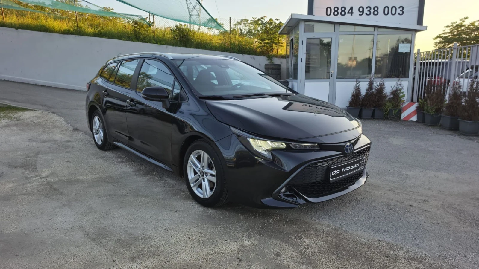Toyota Corolla 1.8 HYBRID* КОМБИ* ХОЛАНДИЯ* , снимка 7 - Автомобили и джипове - 54693143