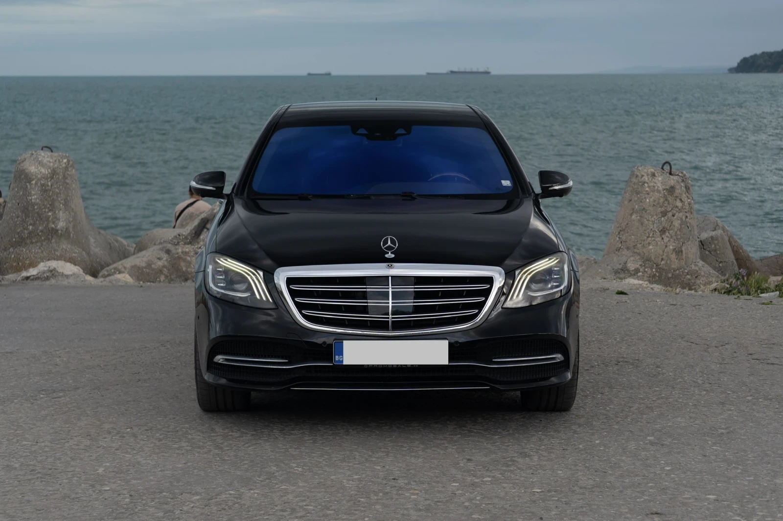 Mercedes-Benz S 560 FULL/ 3TV/ ПАСАЖЕР ПАКЕТ, снимка 2 - Автомобили и джипове - 54756966