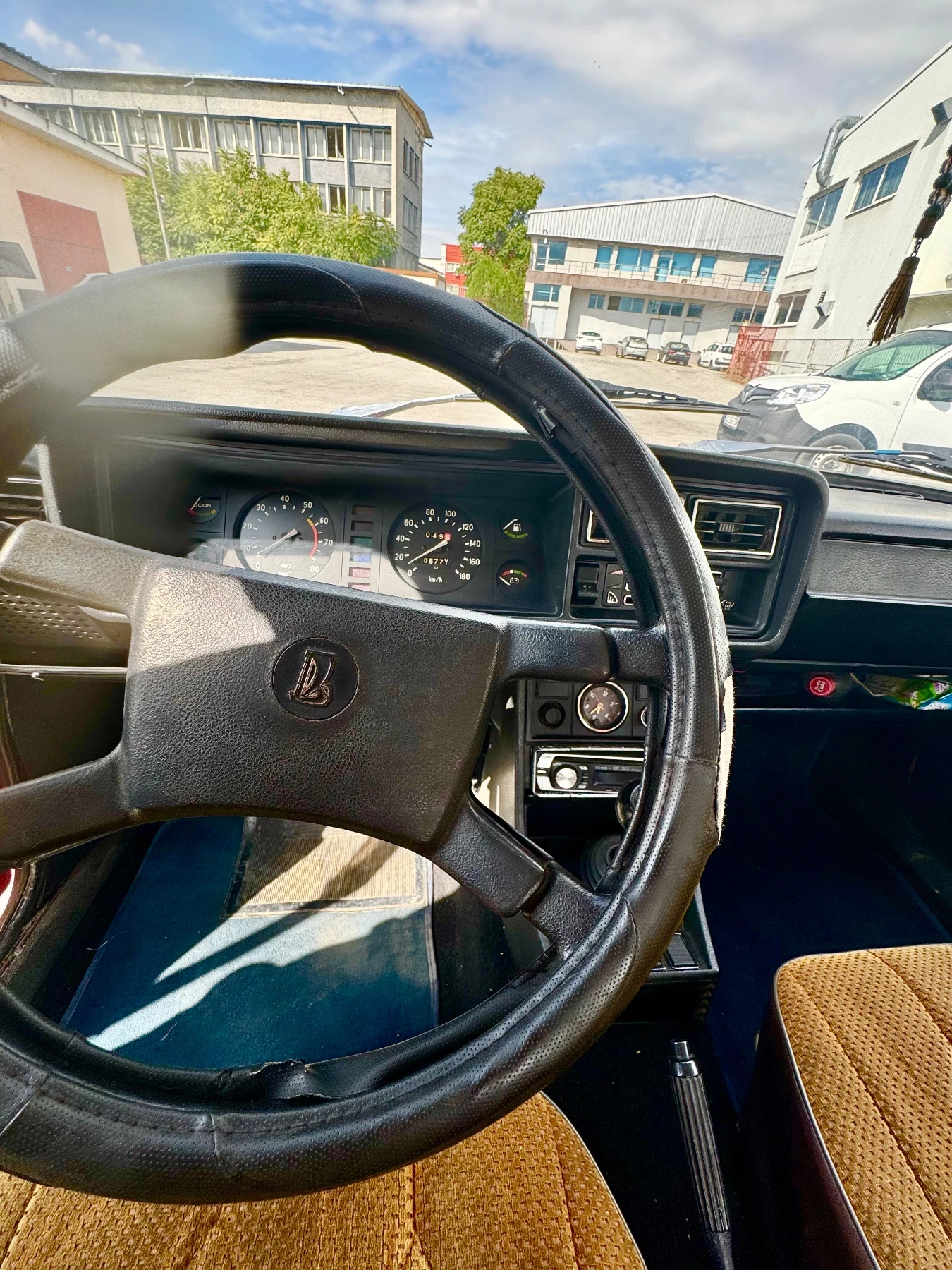 Lada 2107, снимка 9 - Автомобили и джипове - 54842722