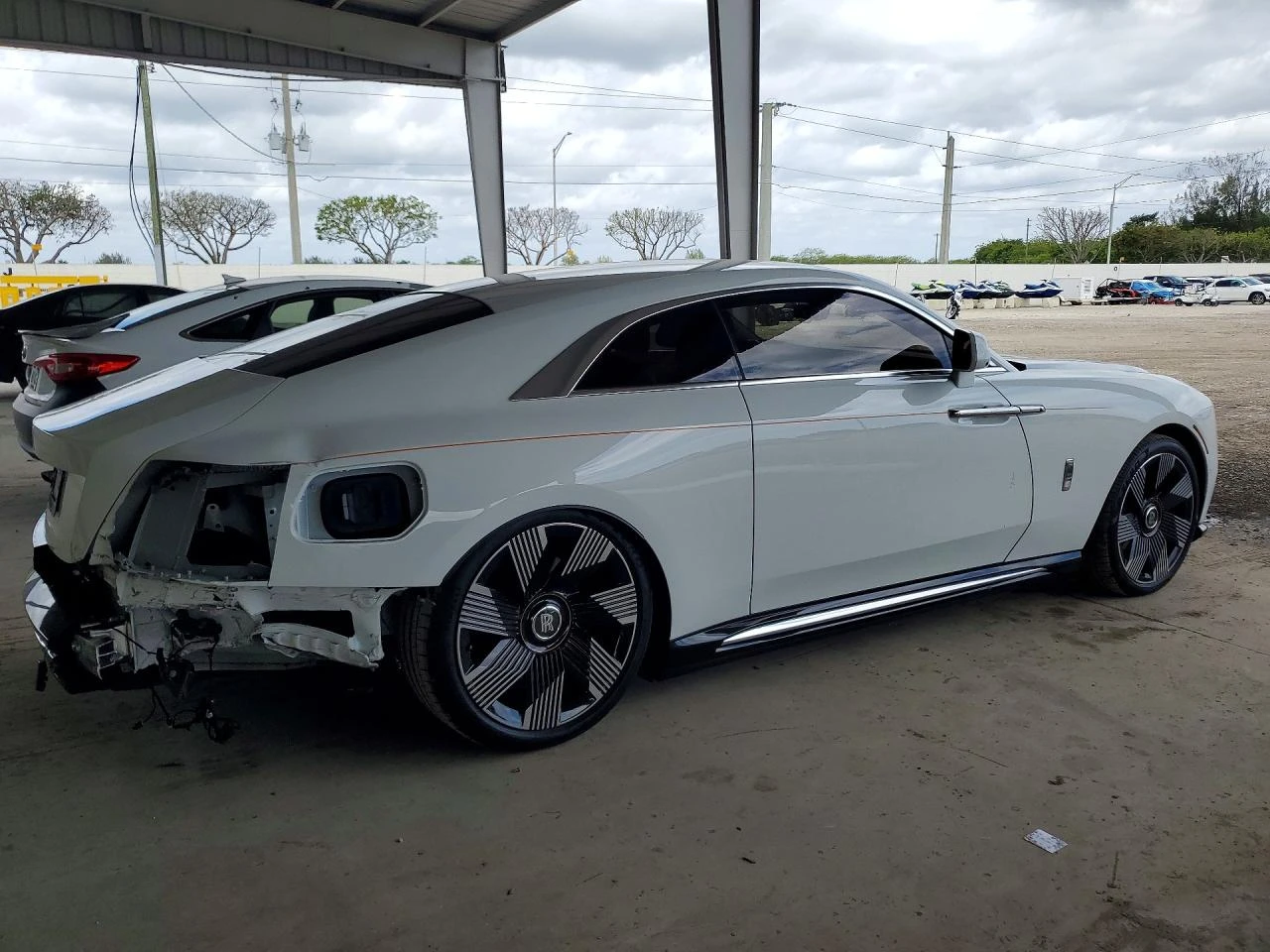 Rolls-Royce Spectre, снимка 3 - Автомобили и джипове - 54882068