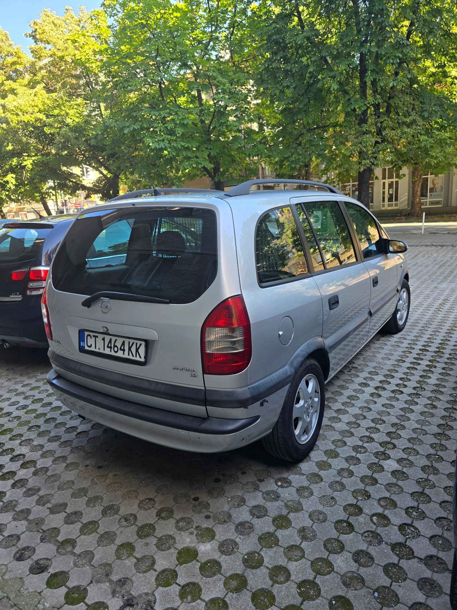 Opel Zafira, снимка 3 - Автомобили и джипове - 55077525