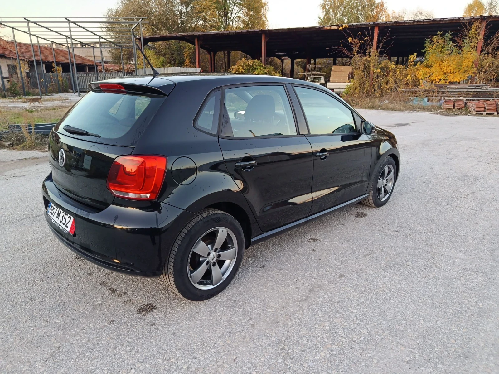 VW Polo 1.2i 12v, снимка 4 - Автомобили и джипове - 56048938