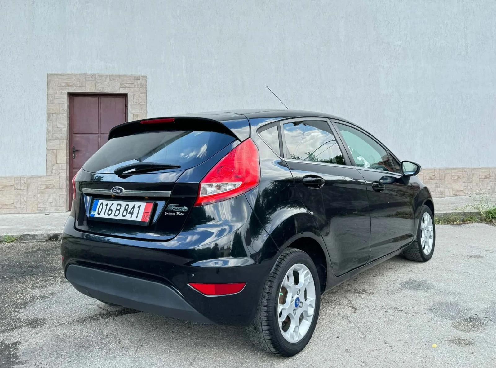 Ford Fiesta KEYLESS* ГАЗ , снимка 7 - Автомобили и джипове - 55153296